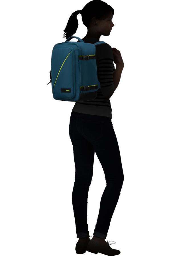 American Tourister Take2Cabin Casual Backpack S rygsæk med volumen på 24,2 L og vægt på 0,46 kg