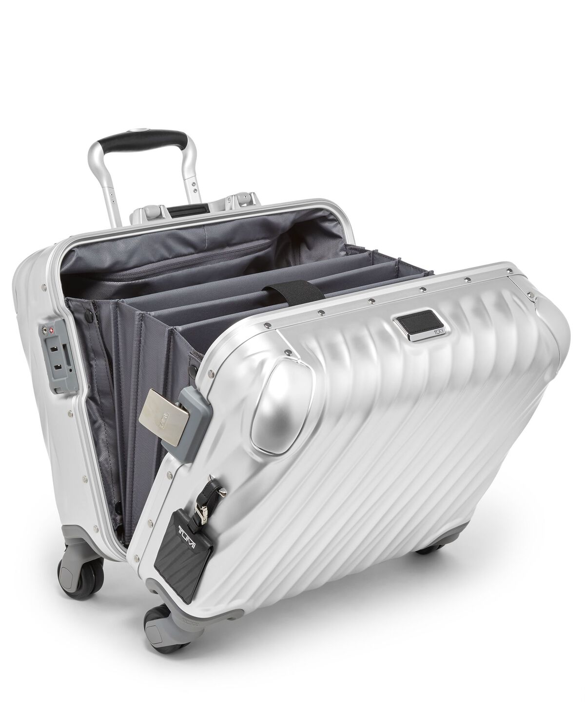 TUMI 19 Degree Aluminium Compact Cabin Silver interior